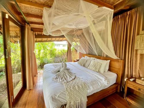 Joglo Valley Villa by Rare Angon Ubud — 4-Star Luxury Hotel in Ubud, Indonesia
