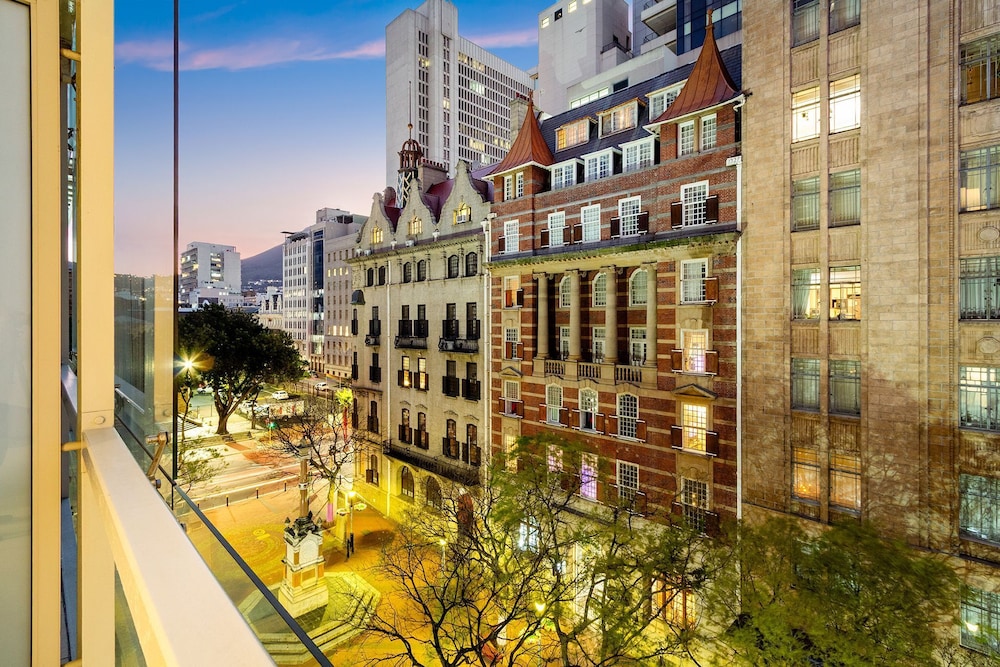 Taj Hotel 305 in Cape Town, South Africa