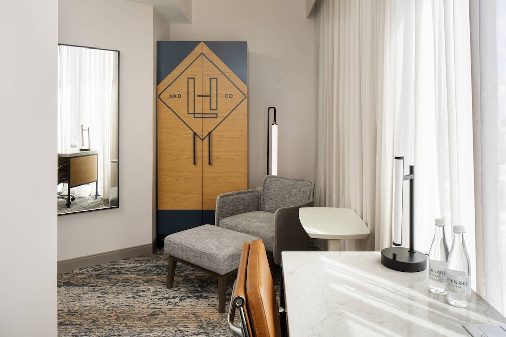 Luminary Hotel & Co. Autograph Hotels - photo 22