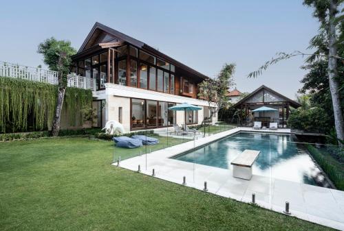 Villa Batu Sari — 4-Star Luxury Hotel in Canggu, Indonesia