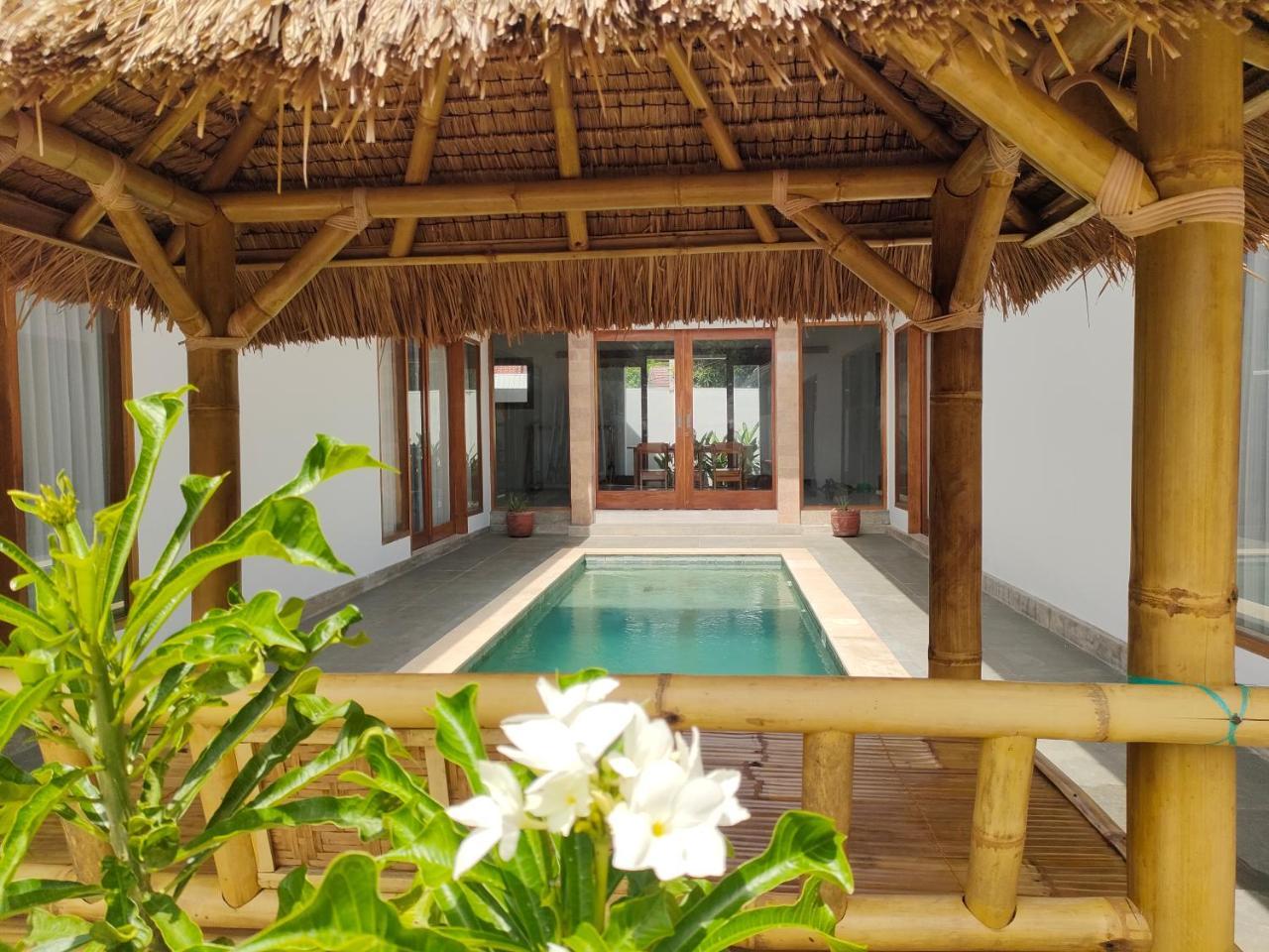 Vera Koe - carbon neutral hotel in Kuta