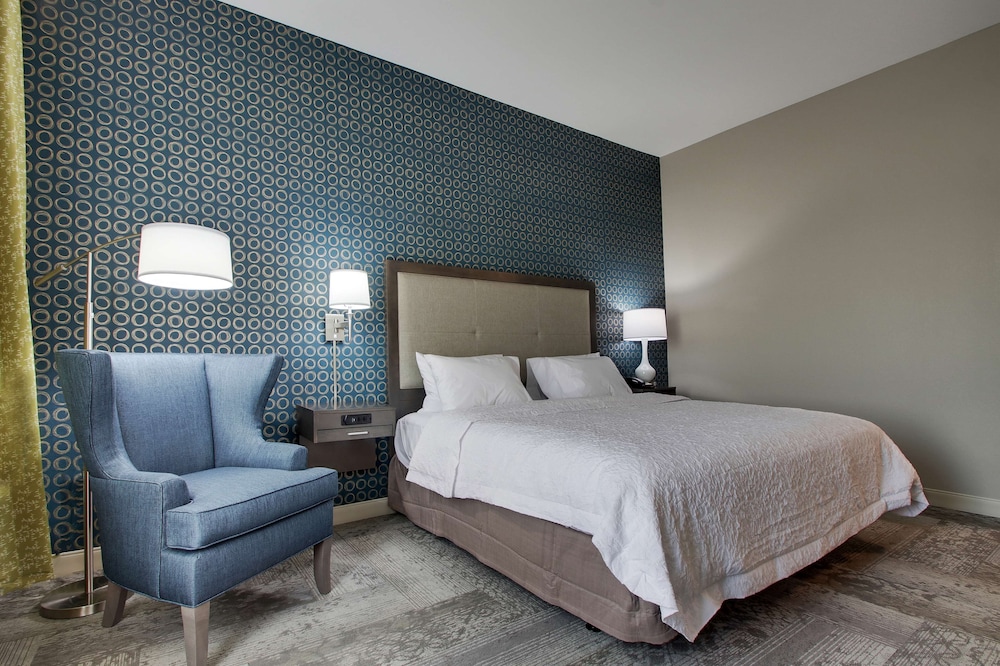 Hampton Inn & Suites Knightdale Raleigh - photo 26