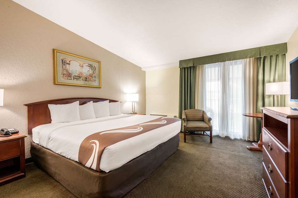 Quality Inn & Suites Tarpon Springs South - photo 6