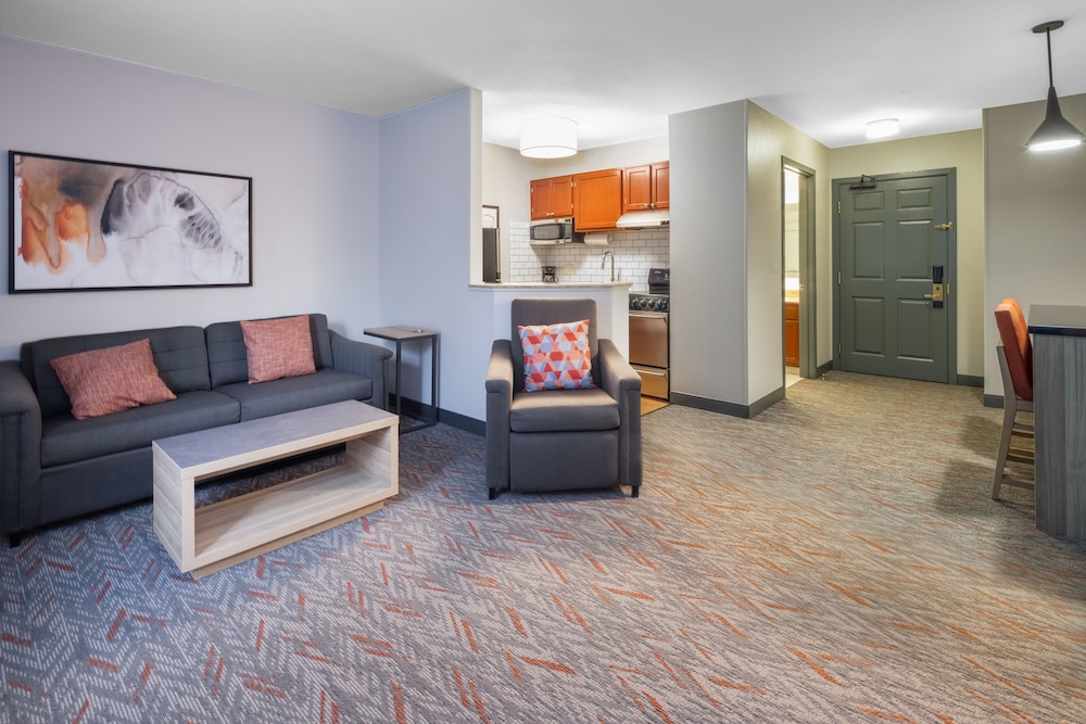 Candlewood Suites Boston North Shore Danvers - photo 10