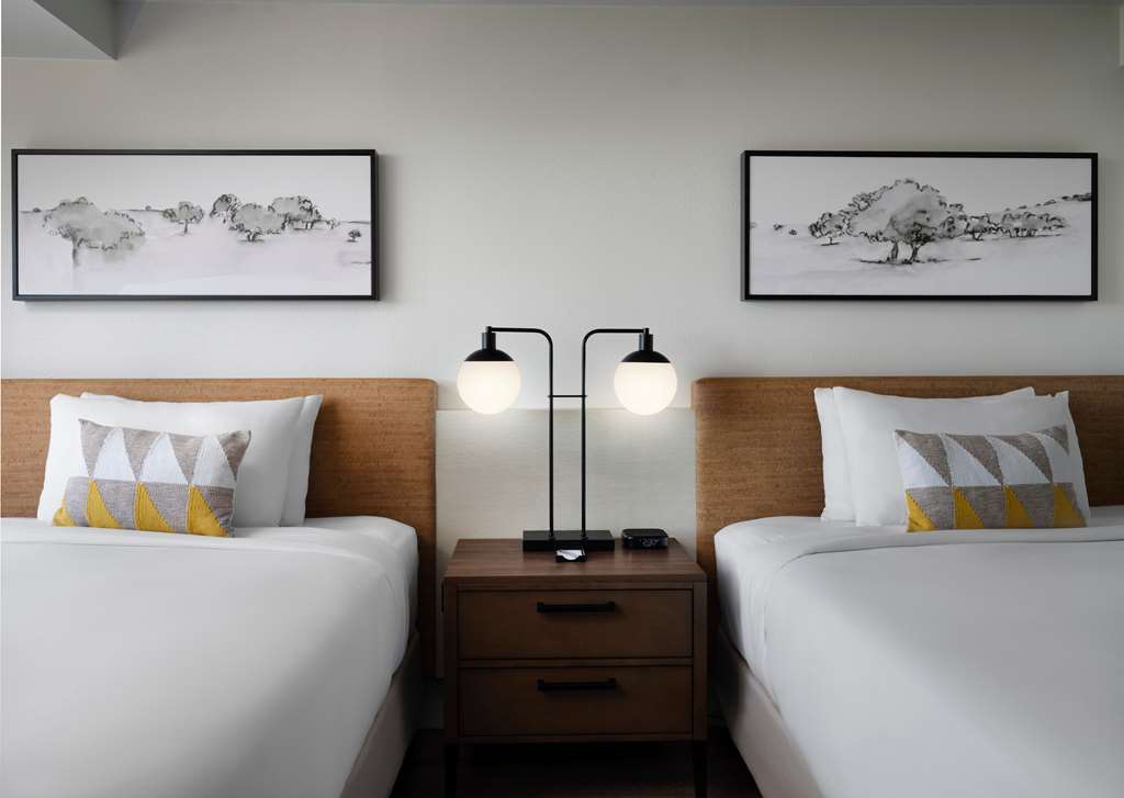Sonesta Irvine John Wayne Airport - photo 6