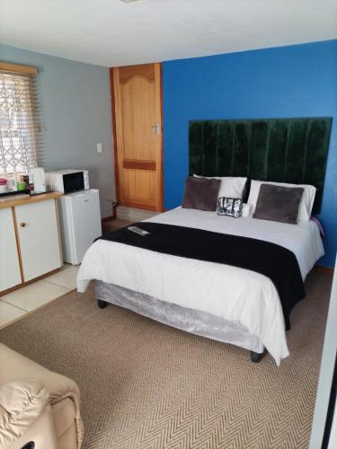 2 on Haig Accommodation Selbourne East London in East London, South Africa