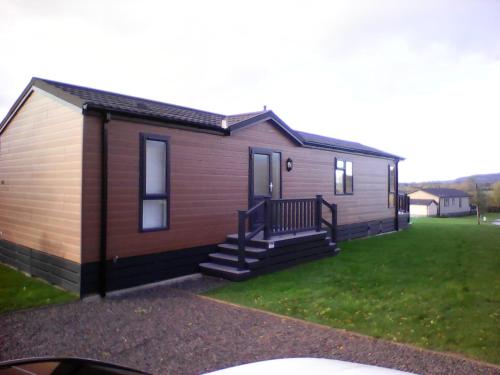 Meadow view country lodge great views on lovely small select park