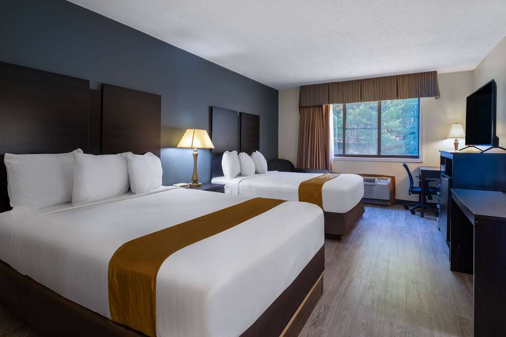 Travelodge by Wyndham Merrill - photo 17
