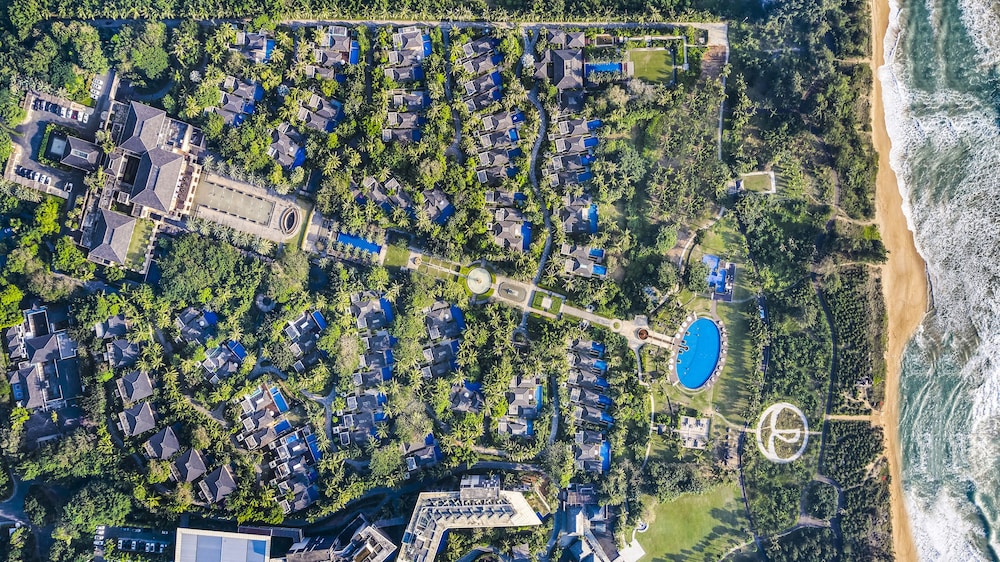 Wanda Reign Resort & Villa Haitang Bay — 4-Star Luxury Hotel in Sanya, People's Republic of China