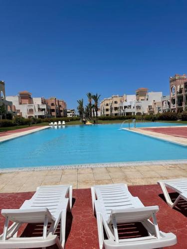 Appartement en résidence grande terrasse sur le toit — 4-Star Luxury Hotel in Saidia, Morocco
