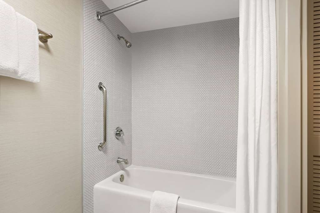 Super 8 by Wyndham Dallas Love Field Airport - photo 13
