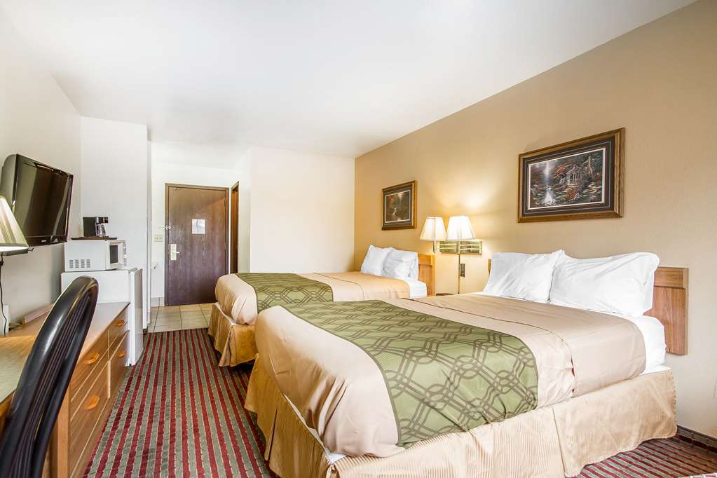 Rodeway Inn & Suites Madison East - photo 8