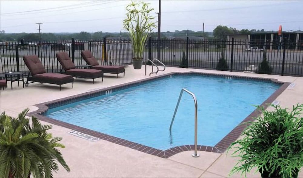 Black Gold Inn - photo 30