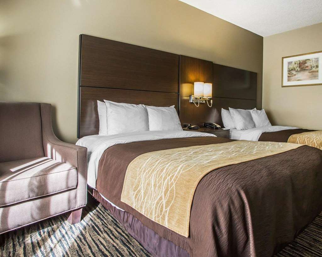 Quality Inn Dayton North Vandalia - photo 11