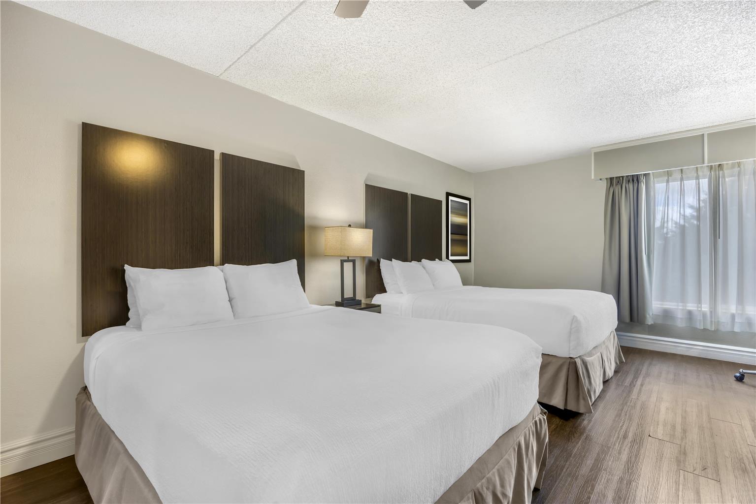 Best Western Pier Point Inn - photo 35