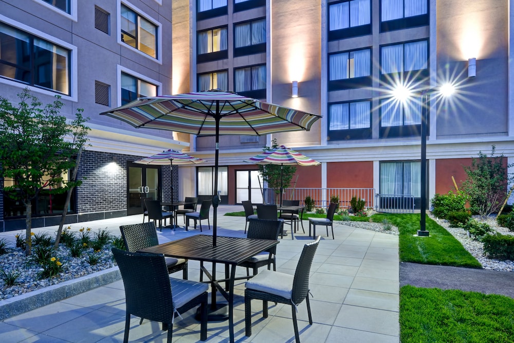 Holiday Inn Express Boston by IHG - photo 50