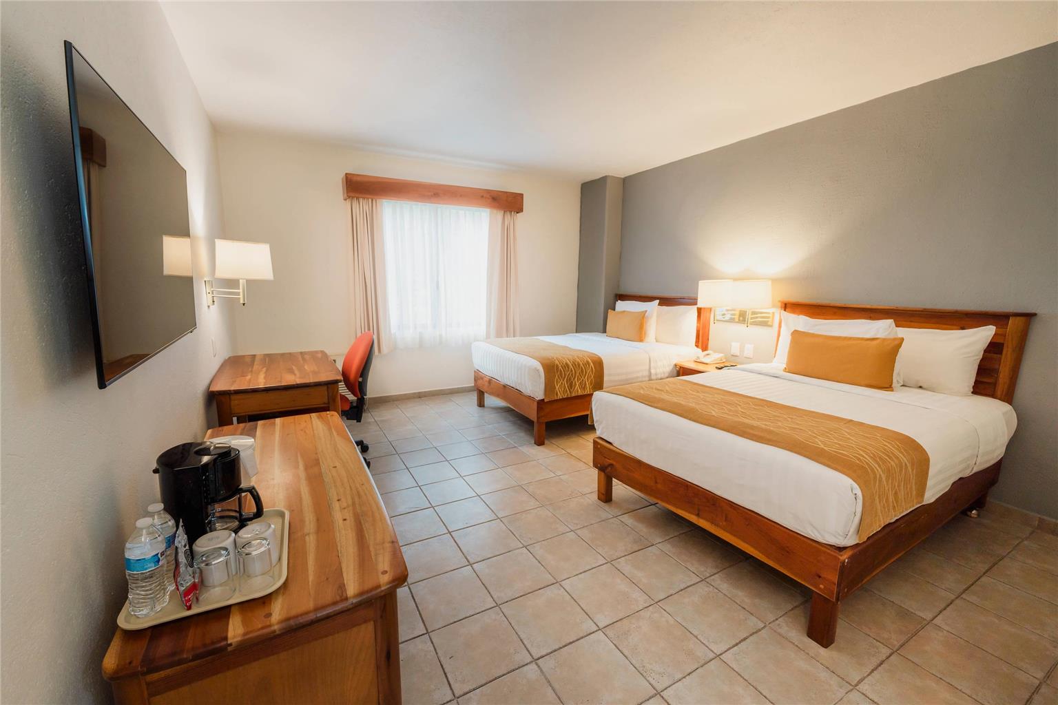 Guest room