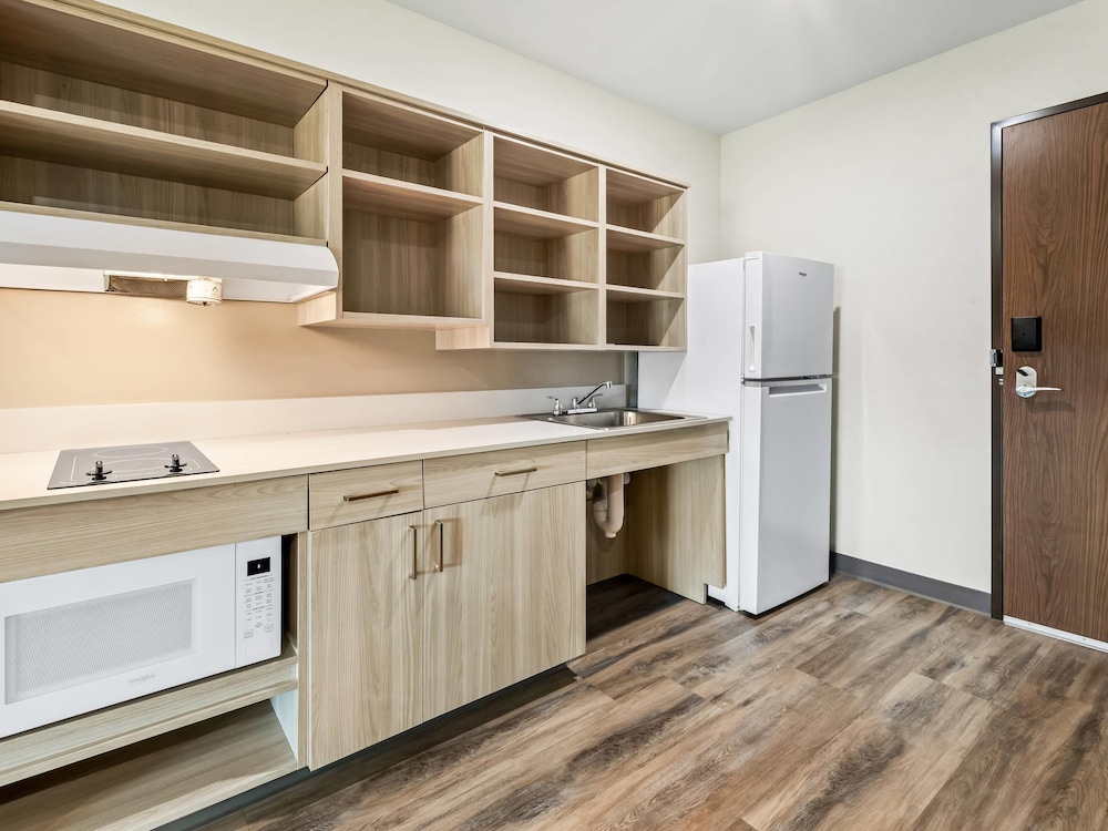 WoodSpring Suites Prattville Montgomery North - photo 14