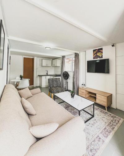 Cedar Apartments on Century City