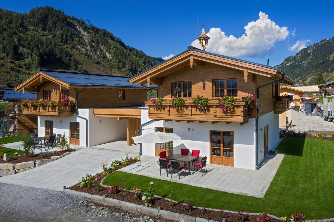 Hochalmbahnen Chalets Rauris 1 01 Maislaufeldweg 1a in Rauris, Austria