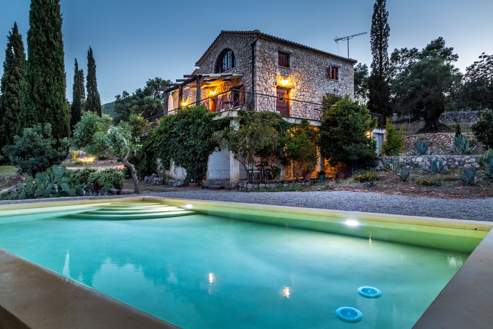 Villa Melite — 4-Star Luxury Hotel in Zakynthos, Greece