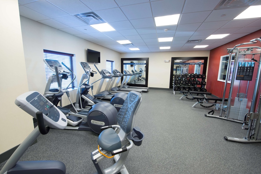 Hampton Inn & Suites Bismarck Northwest - photo 24