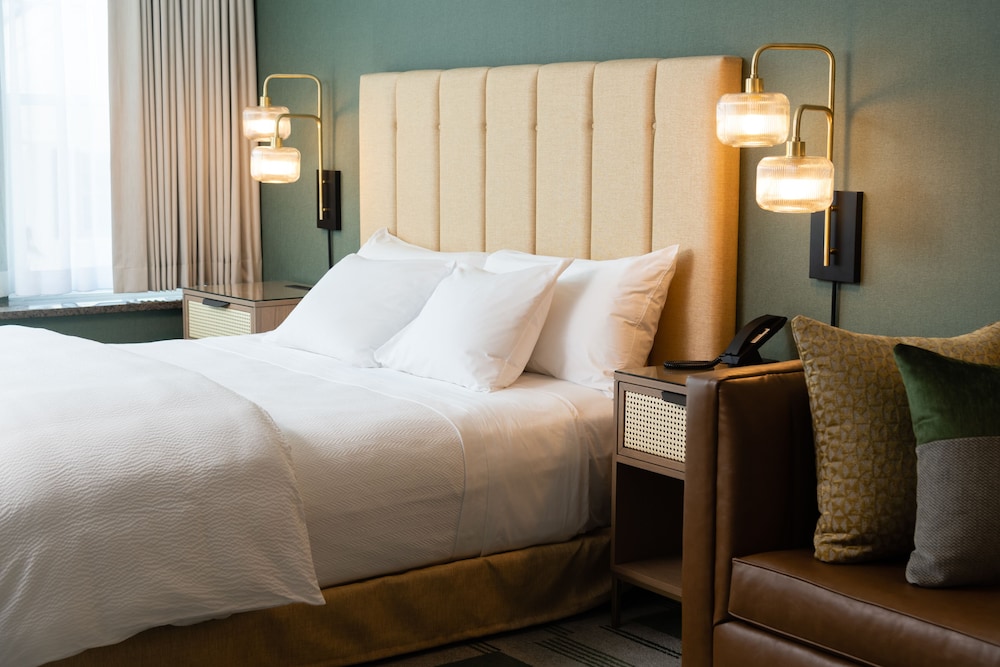 Six South St Hotel - photo 17