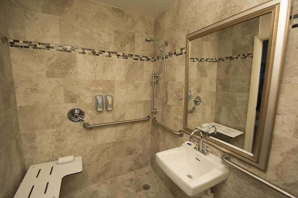 Adria Hotel And Conference Center - photo 24