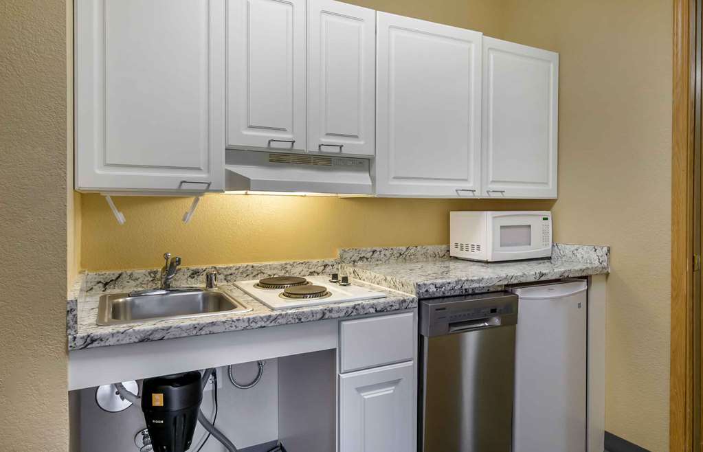 Extended Stay America Suites Seattle Bothell Canyon Park - photo 26