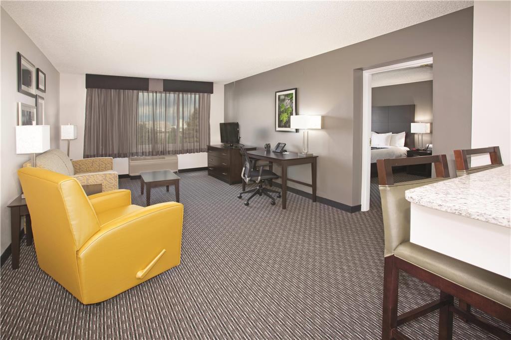 La Quinta by Wyndham Denver Englewood Tech Center - photo 28
