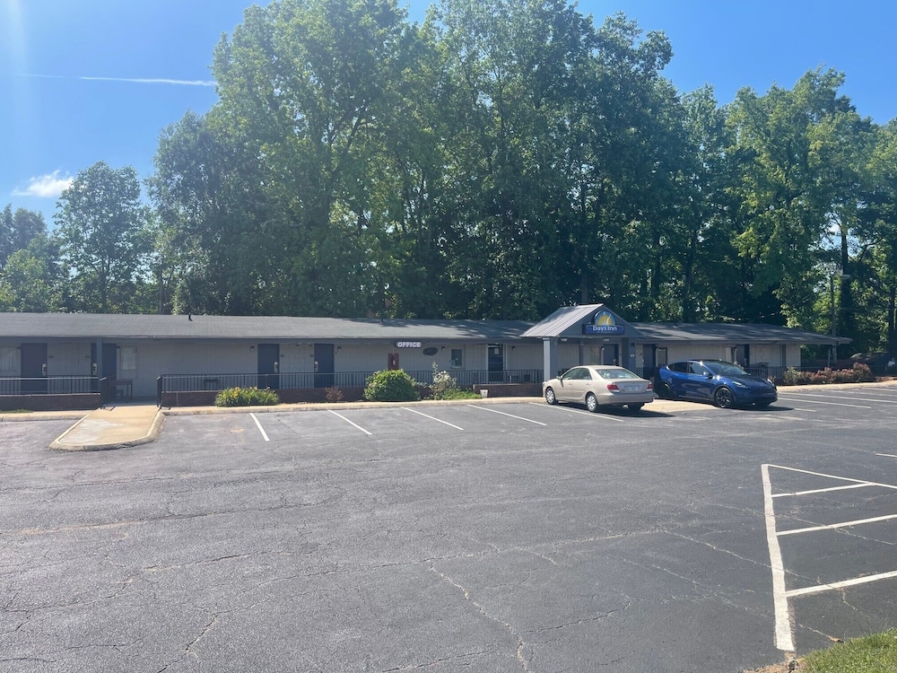 Days Inn by Wyndham Salisbury NC - photo 28