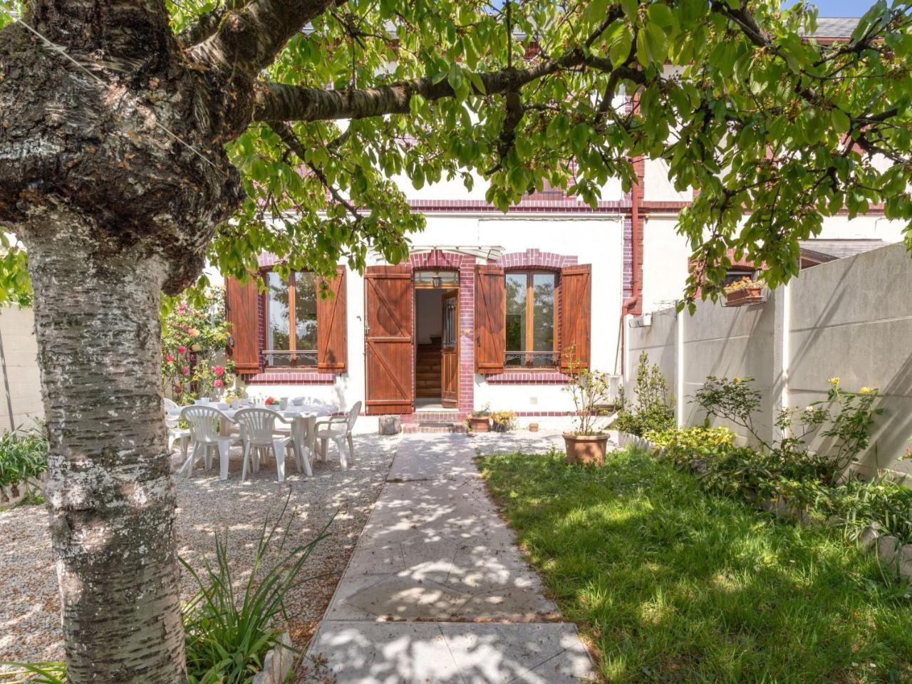 Holiday Home Le Mimosa Normand by Interhome — 4-Star Luxury Hotel in Dives-Sur-Mer, France