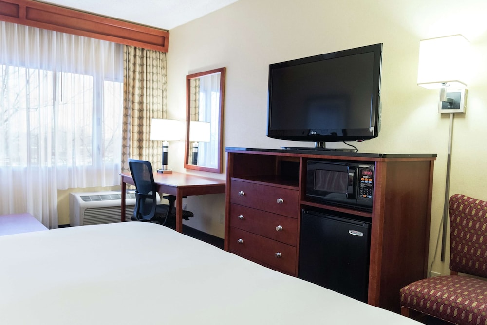 DoubleTree by Hilton Holland - photo 21