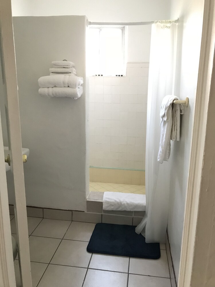 Mojave Trails Inn and Suites - photo 23
