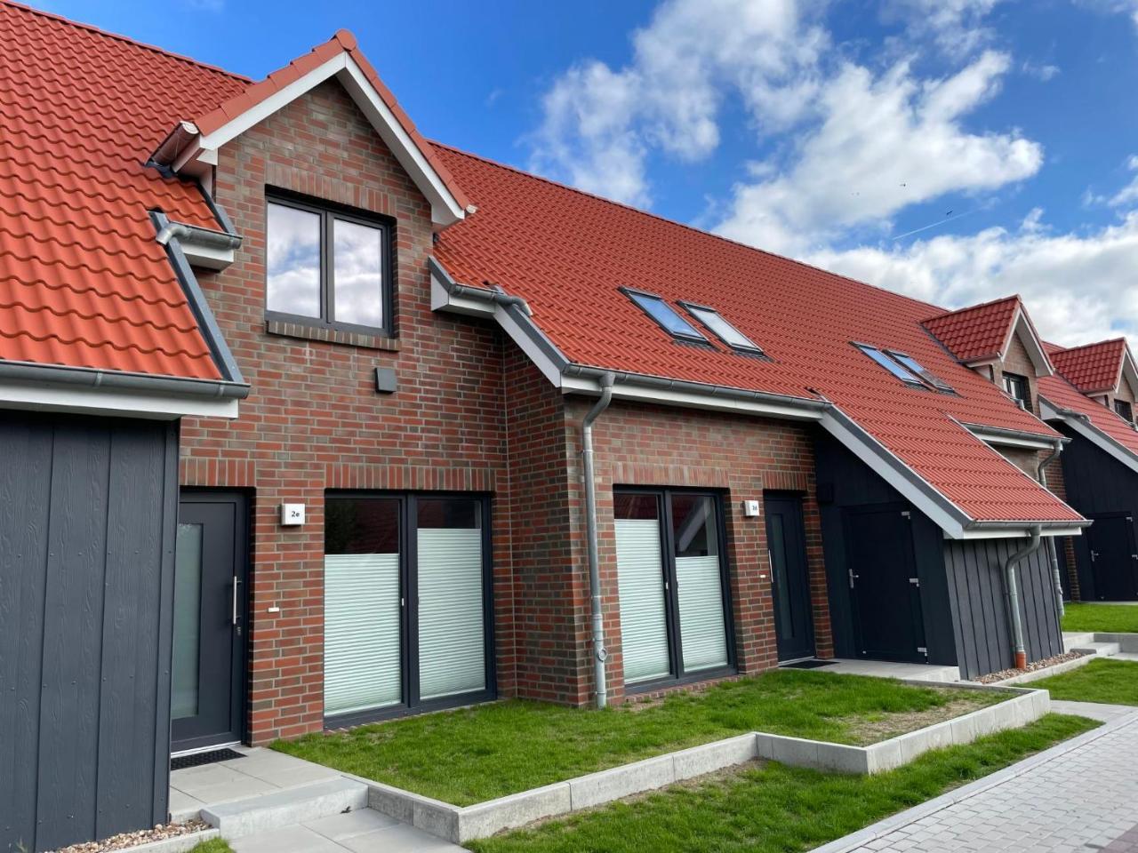 Holiday Home Cuxland Ferienpark 5 by Interhome — 4-Star Luxury Hotel in Wremen, Germany