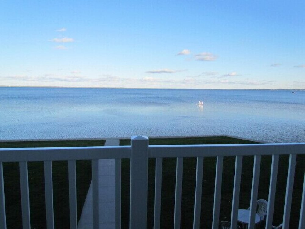 Lakeside Resort and Conference Center - photo 35