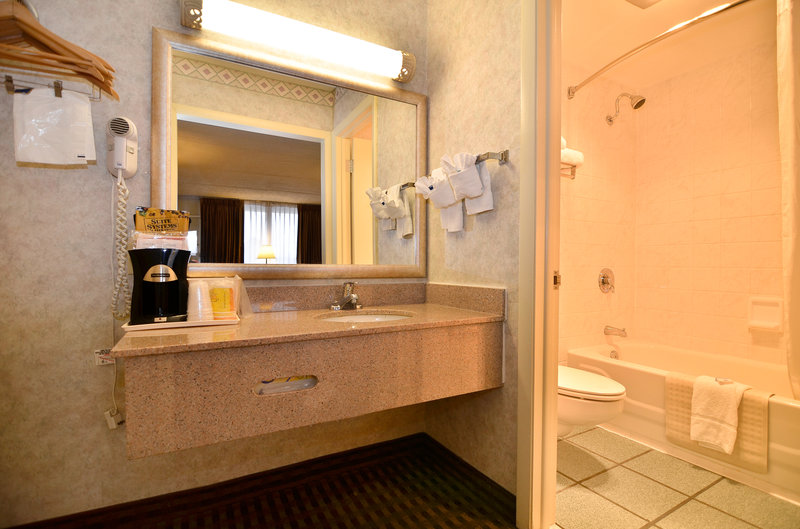 Clarion Inn & Conference Center - photo 13