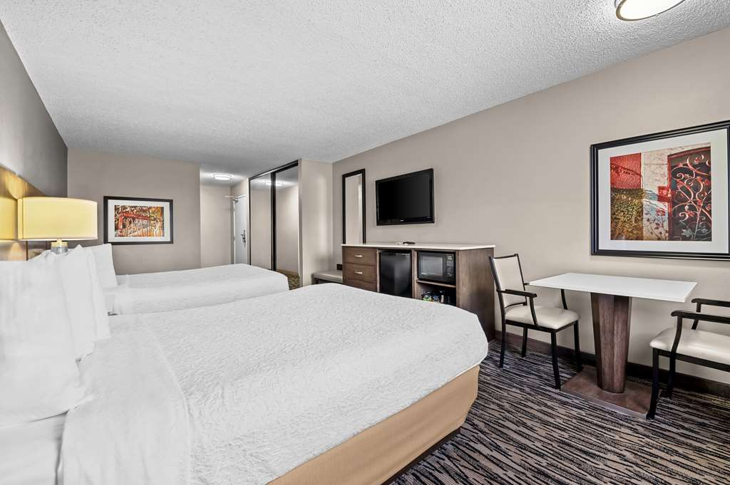 Best Western Los Alamitos Inn & Suites - photo 22