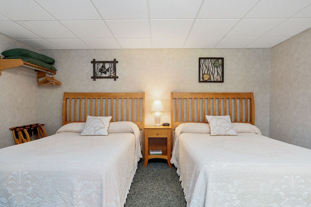 Towne Lyne Motel - photo 112