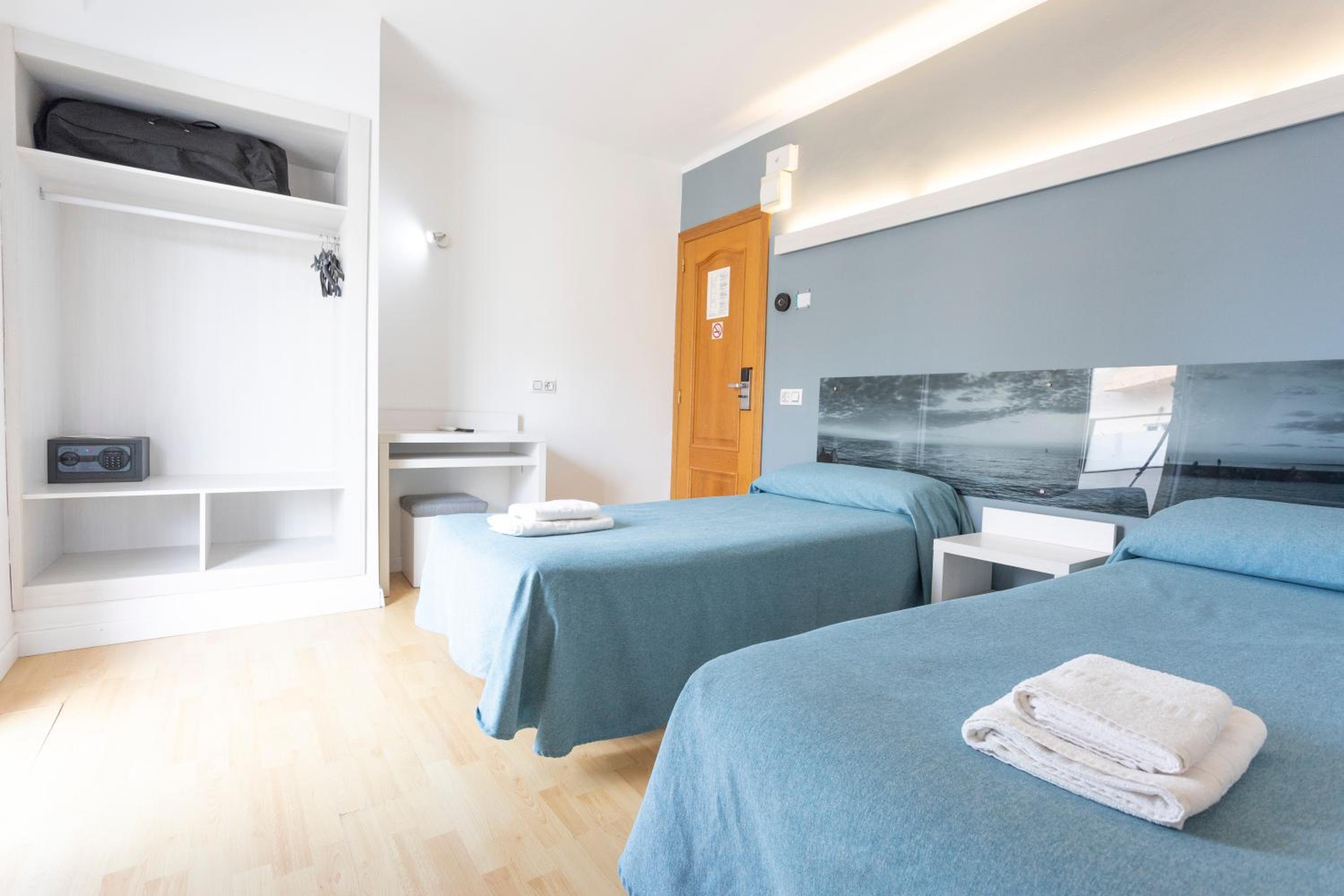 Raxa — hotel in Can Pastilla