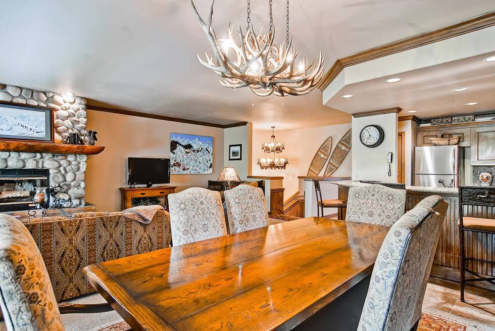 Highlands Slopeside by East West Hospitality - photo 116