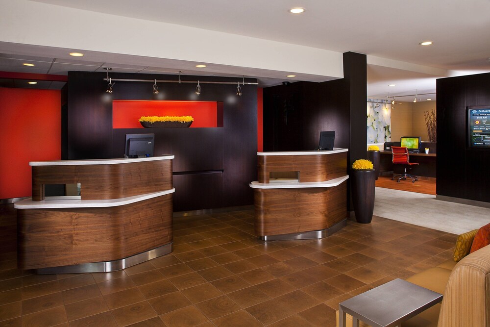 Courtyard Melbourne West - photo 30