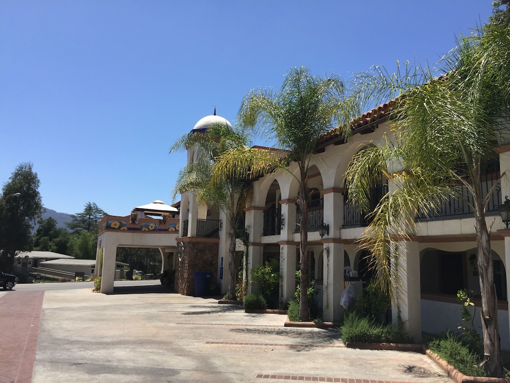 Chantico Inn - photo 57