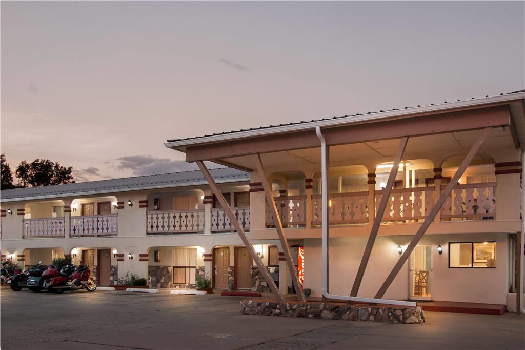Travelodge by Wyndham Las Vegas NM - photo 8