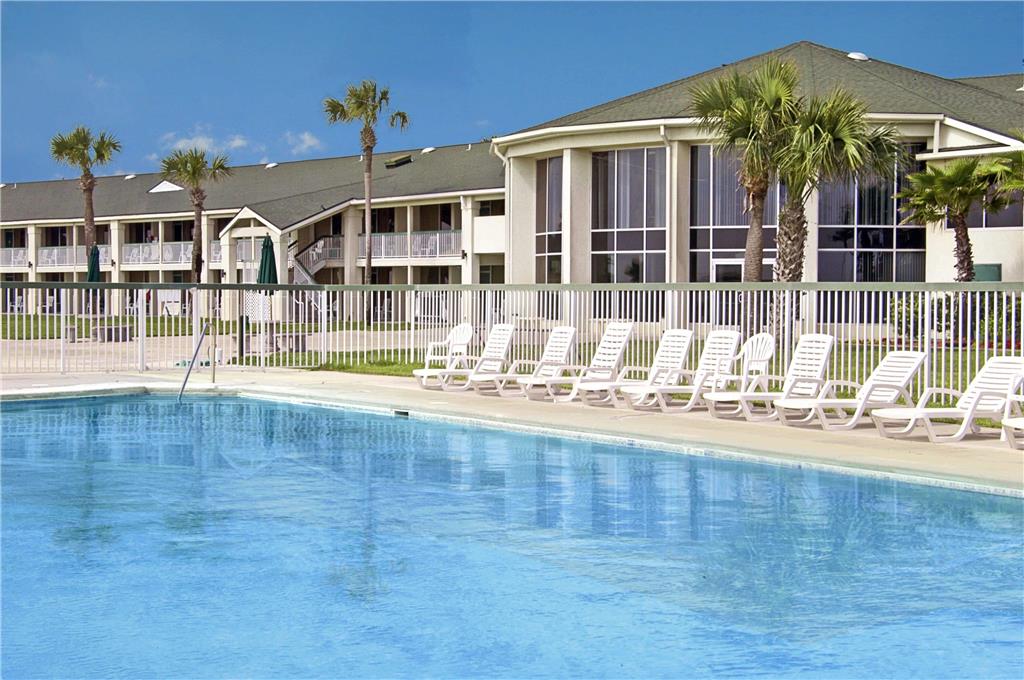 Days Inn & Suites by Wyndham Jekyll Island - photo 6