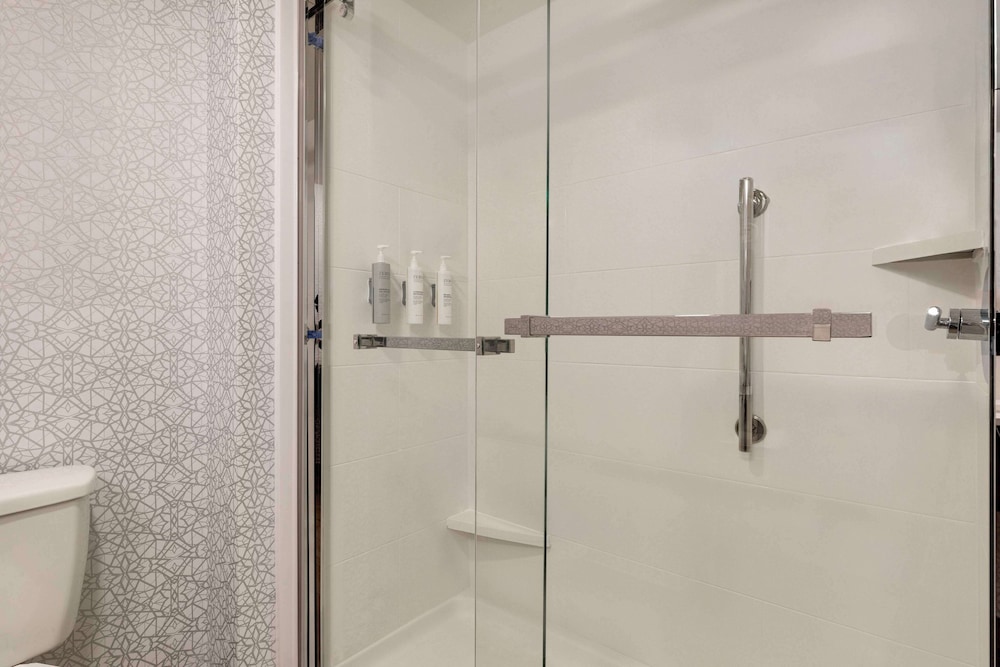 Hampton Inn Waynesboro Stuarts Draft - photo 17