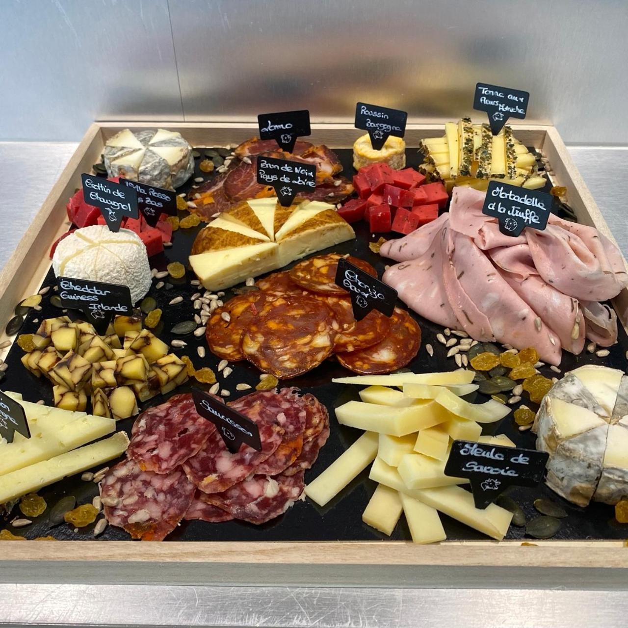 Le Sorbier Style Appart Hotel Vers La Gare By Primo C0nciergerie — Nevers