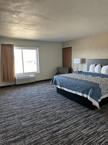 Super 8 by Wyndham Grand Island South - photo 8