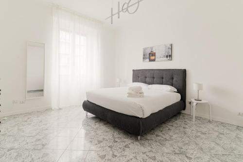 GuestHost Spacious Navigli Apartment — 4-Star Luxury Hotel in Milan, Italy