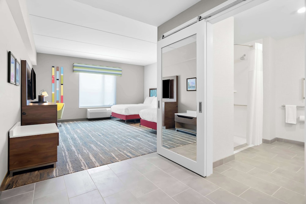 Hampton Inn & Suites by Hilton Chicago Medical District UIC - photo 7